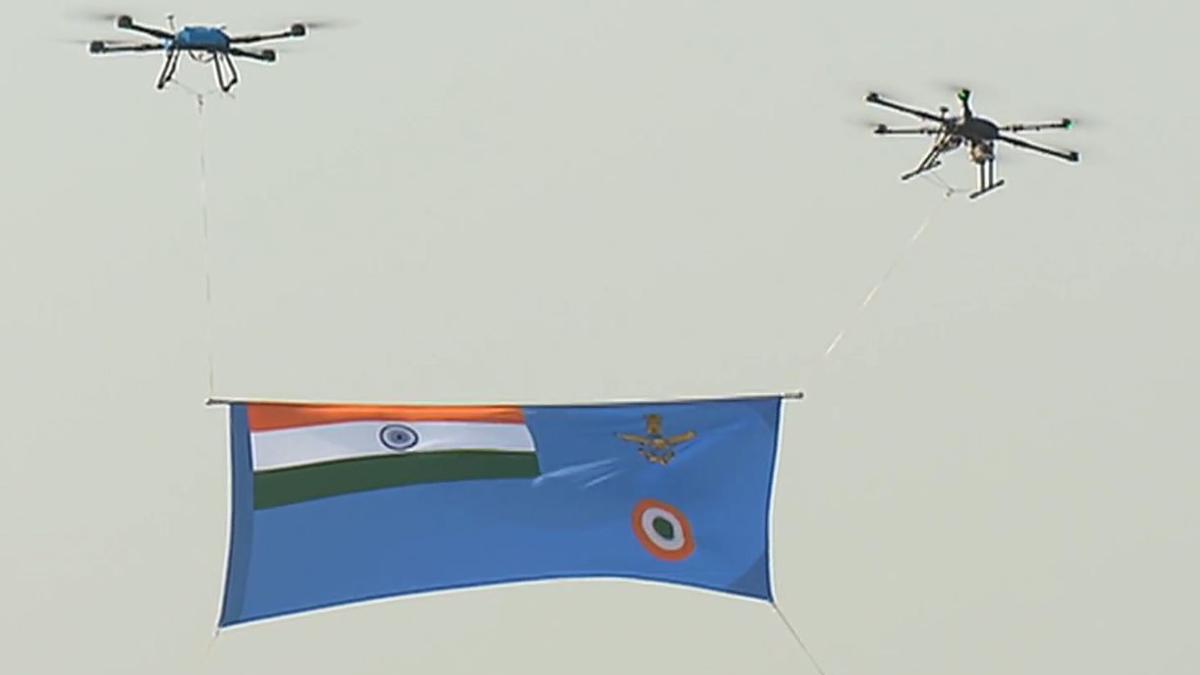 IAF Chief unveils new Ensign as the force marks 91st anniversary The